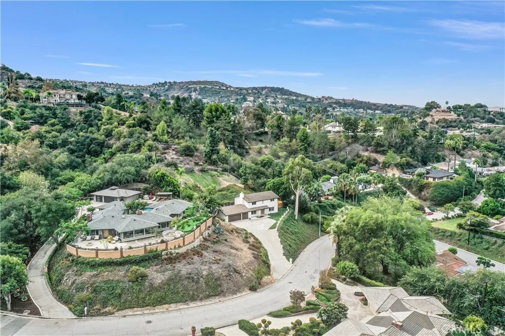 3146 E Los Cerillos Drive
