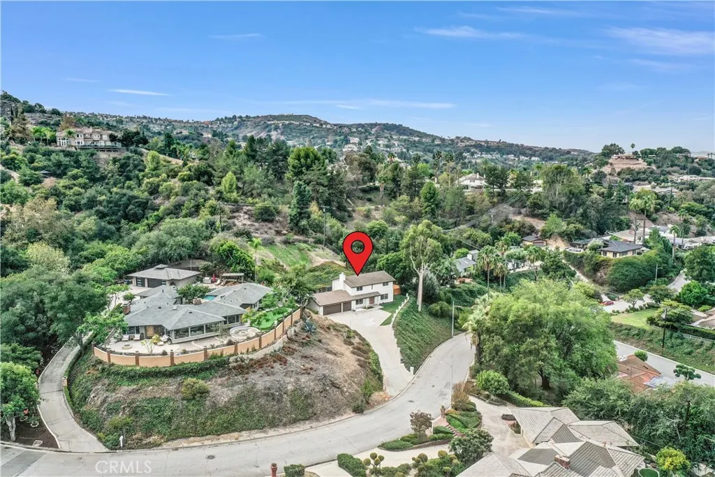 3146 E Los Cerillos Drive