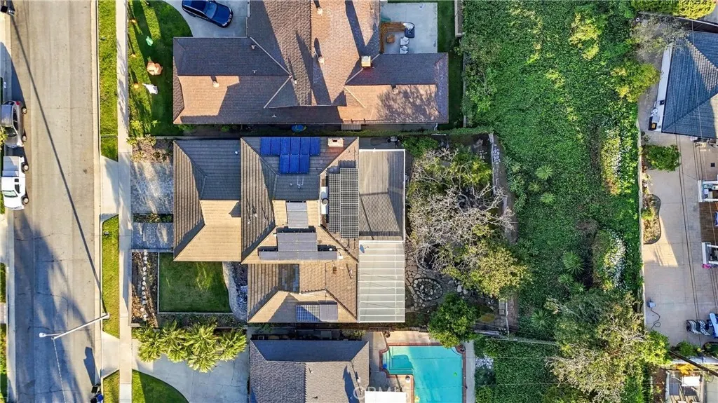 300 W Wedgewood