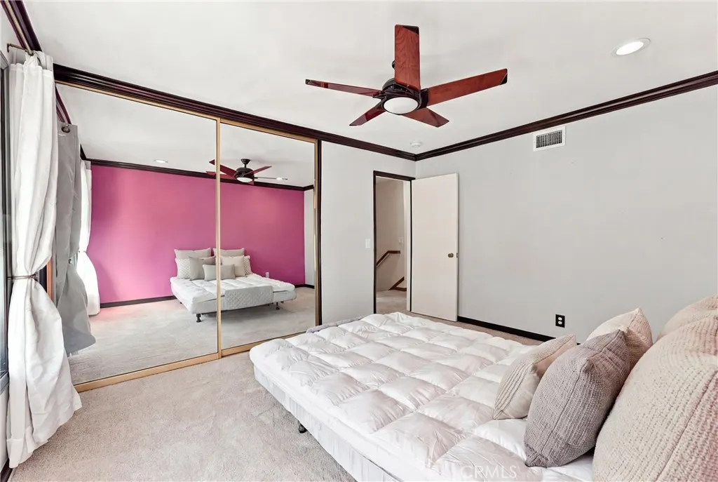 300 W Wedgewood