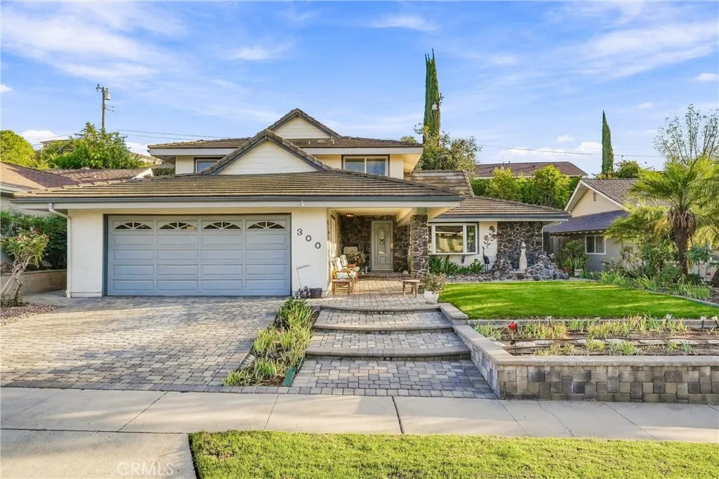 300 W Wedgewood