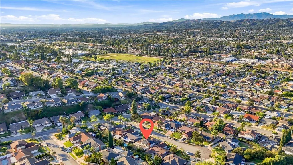 300 W Wedgewood