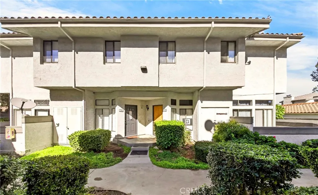 25 Willowcrest