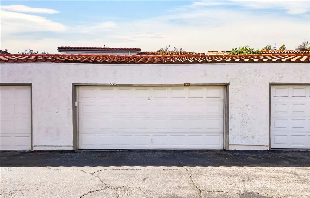 25 Willowcrest