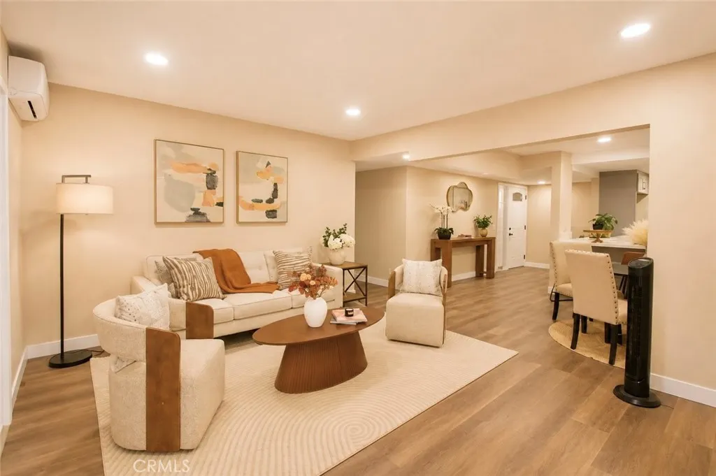 2332 Silverbay