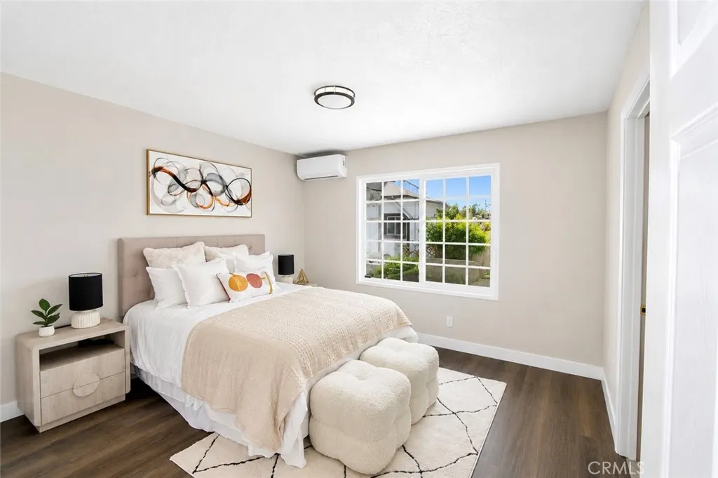 2332 Silverbay