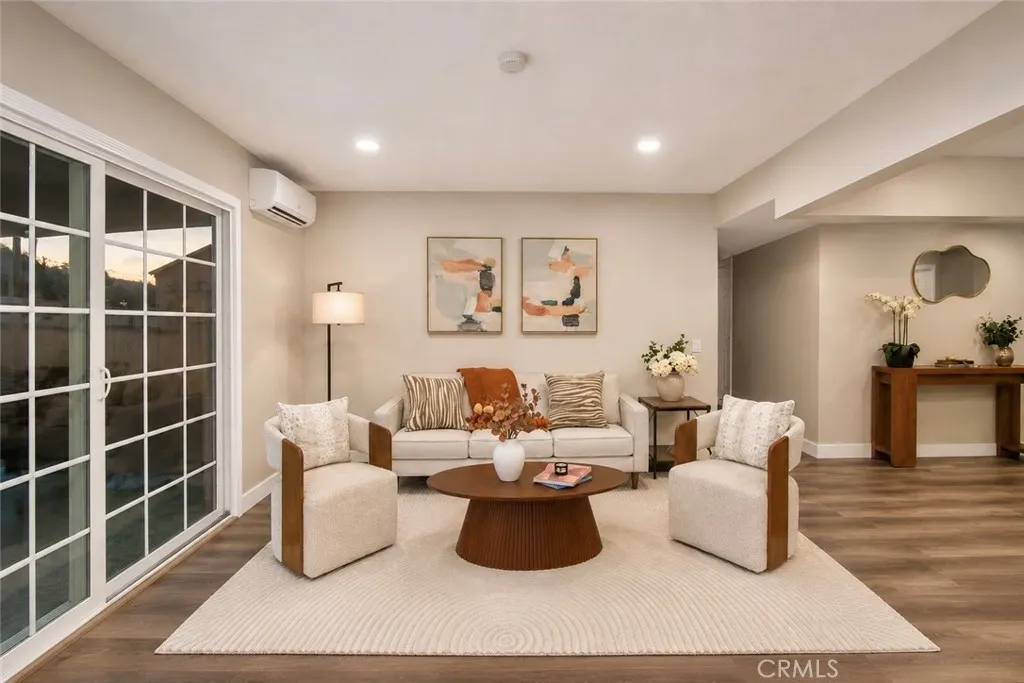 2332 Silverbay