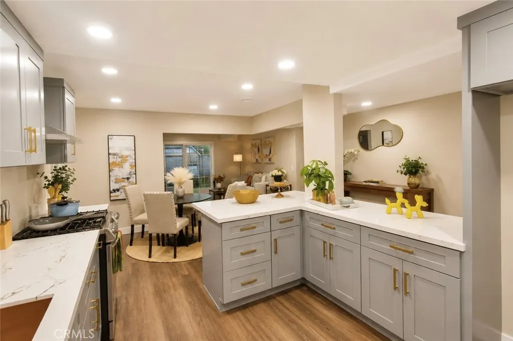 2332 Silverbay