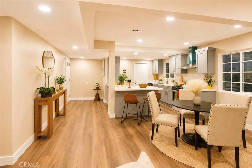 2332 Silverbay