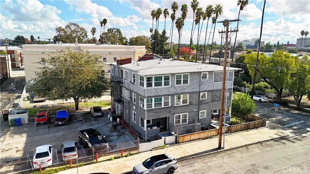 285 W Center Street