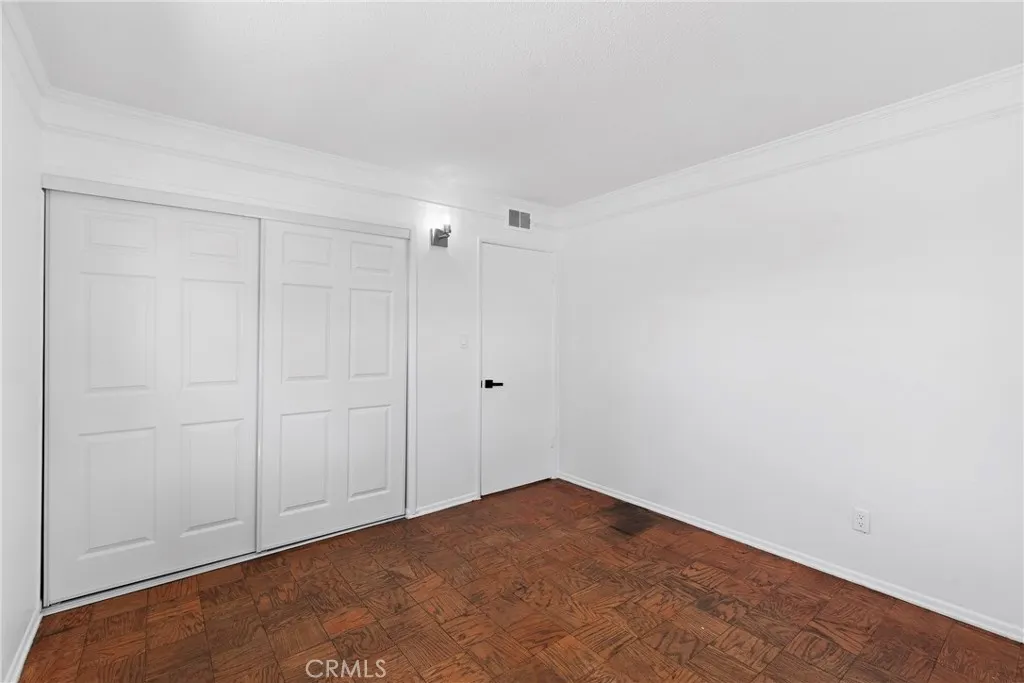 2101 Muir Way
