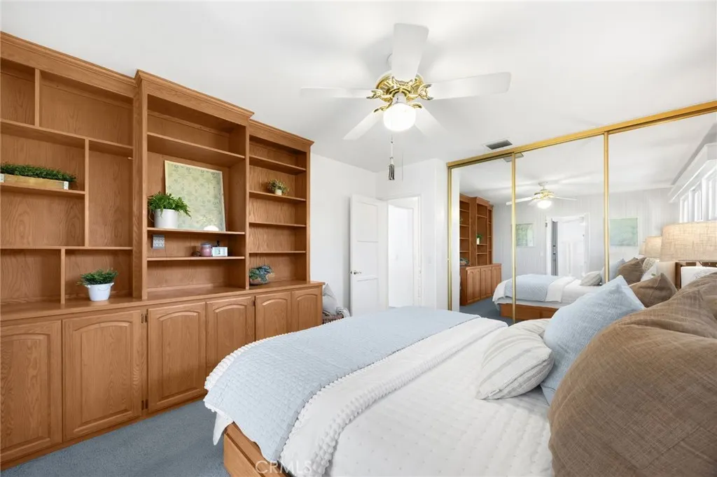 826 W Valencia Mesa Drive