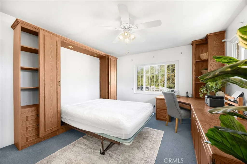 826 W Valencia Mesa Drive