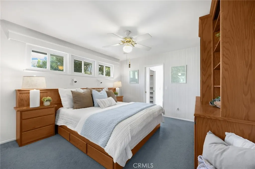 826 W Valencia Mesa Drive
