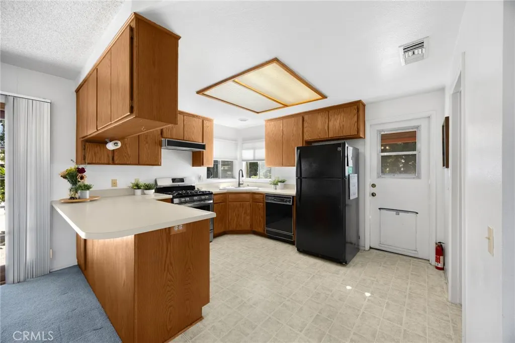 826 W Valencia Mesa Drive