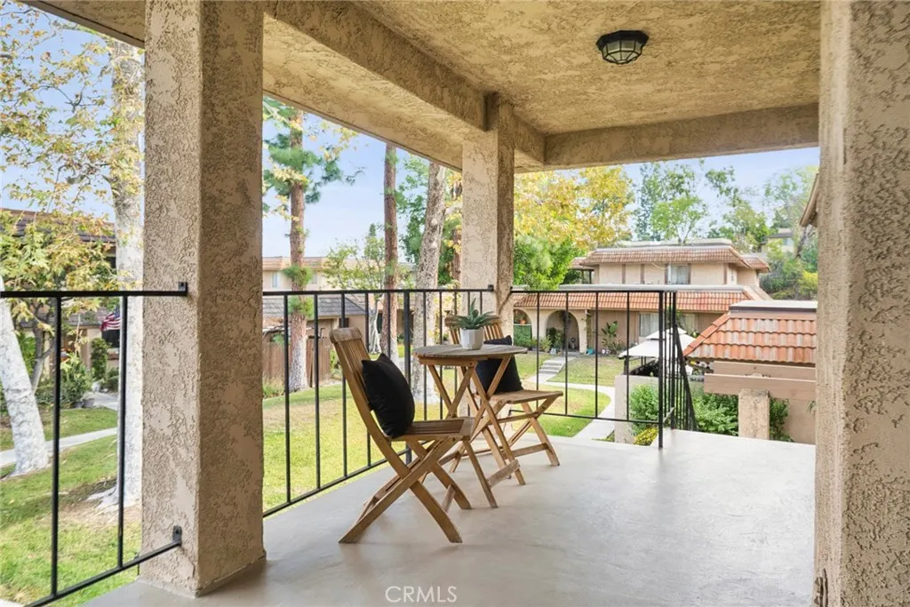 1064 Las Lomas Drive #D