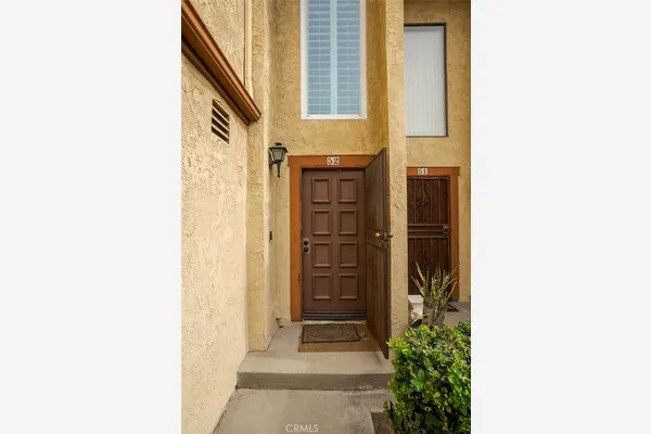 555 S Azusa Avenue #52