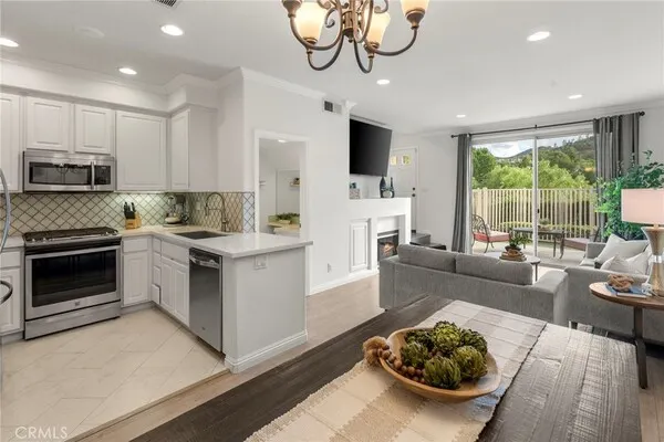8362 E Truckee