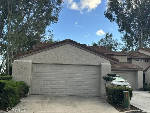 2524 Monterey Place