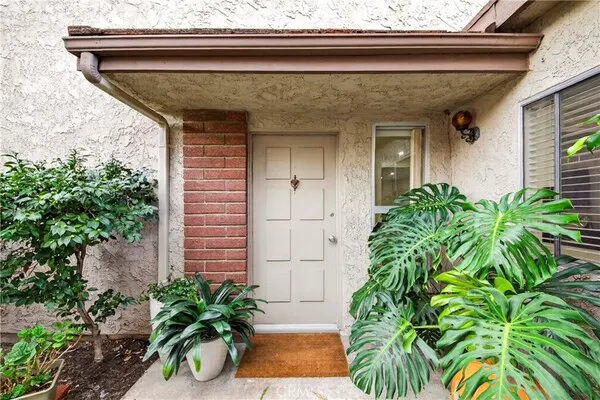 2524 Monterey Place
