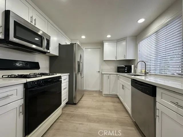 2524 Monterey Place