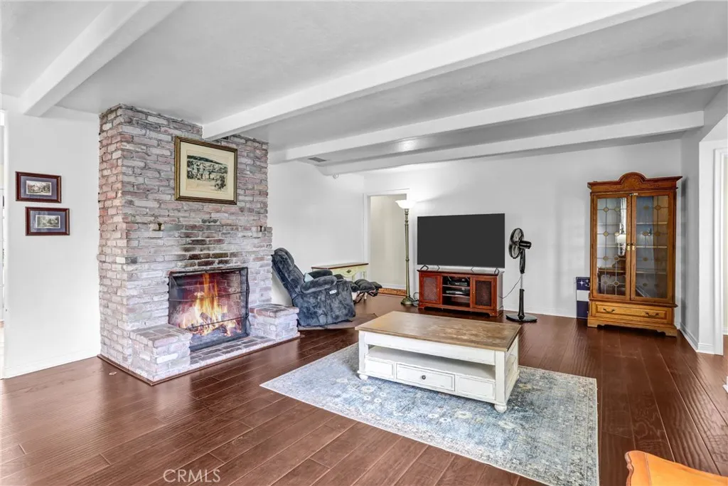 801 E Dalton