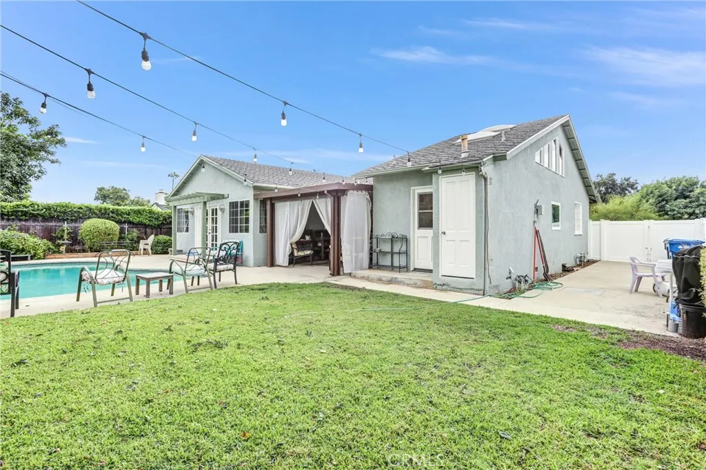 801 E Dalton