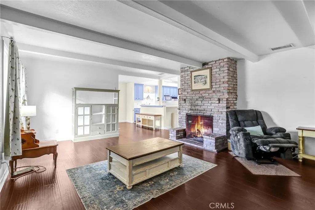801 E Dalton