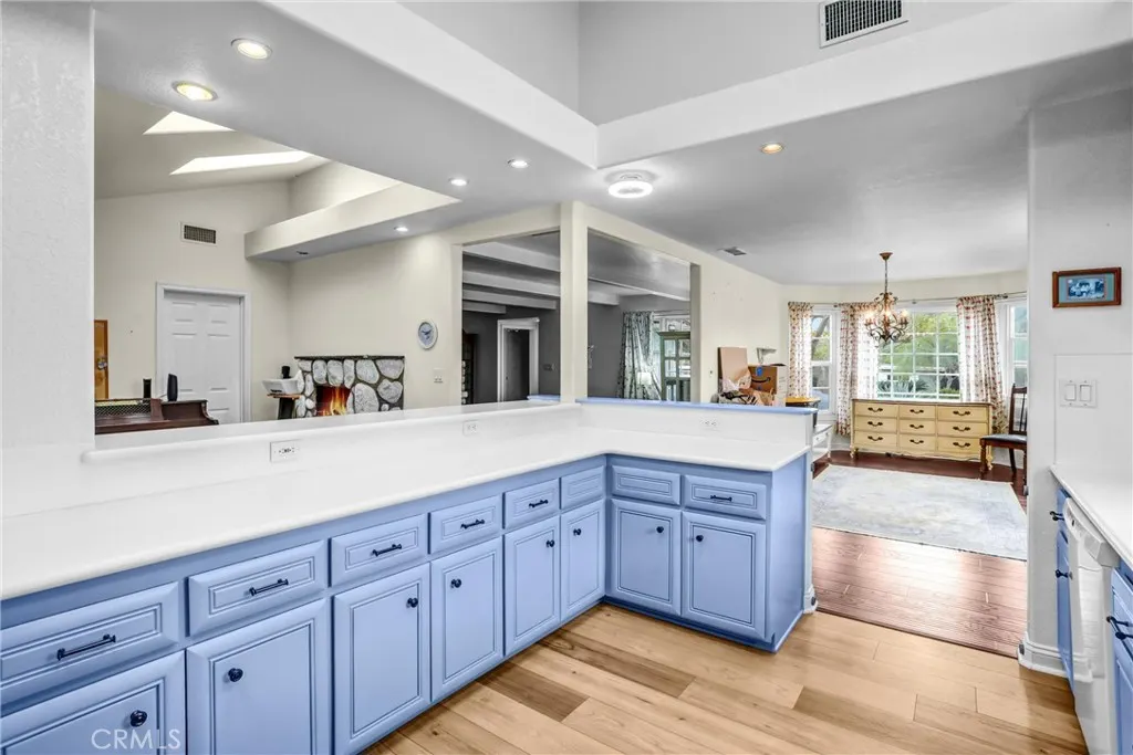 801 E Dalton