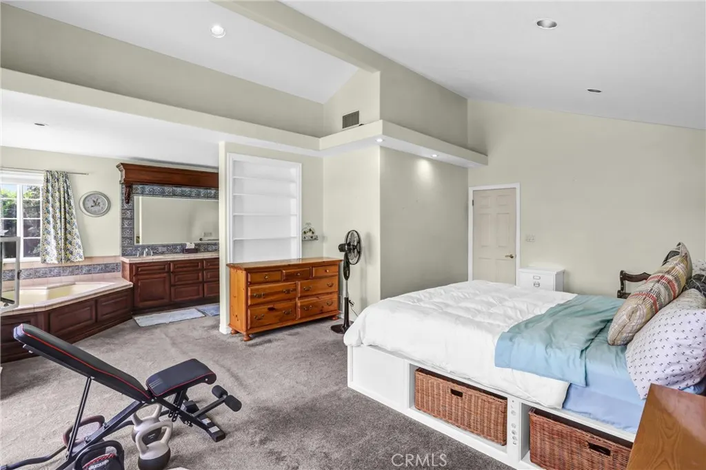801 E Dalton