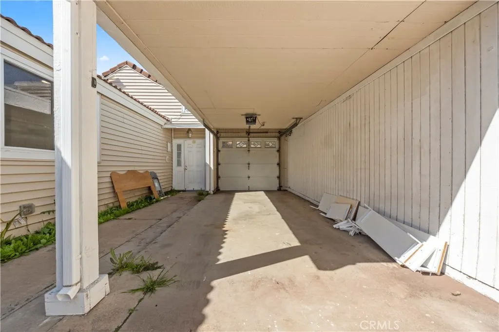 1552 Club Drive