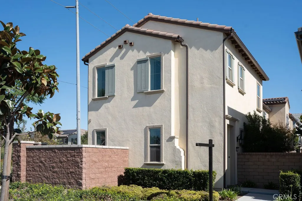 16111 Meadowhouse Ave