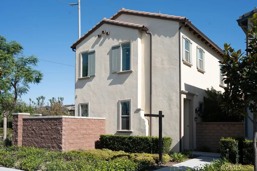 16111 Meadowhouse Ave