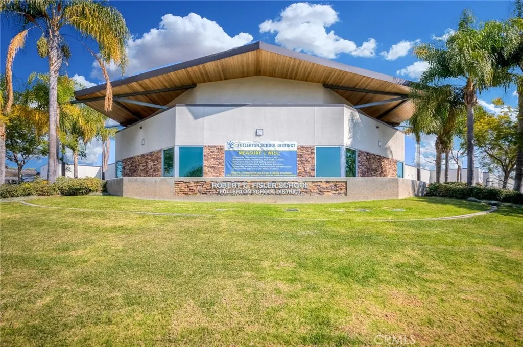 1264 Mcfadden