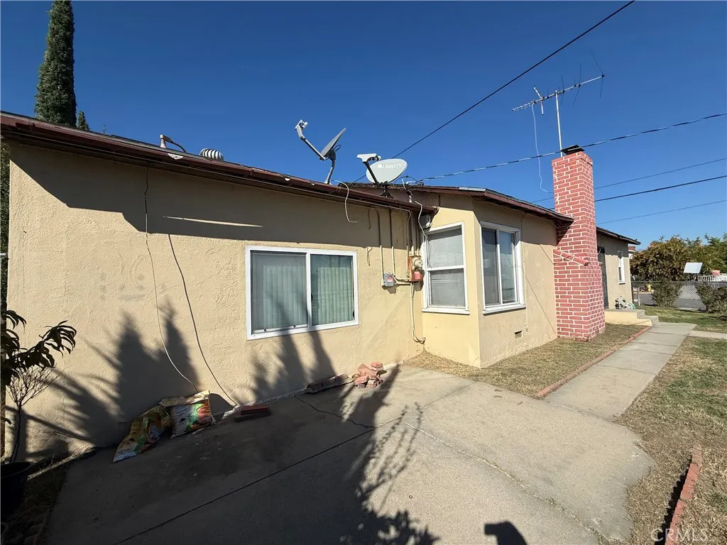 1783 S Park
