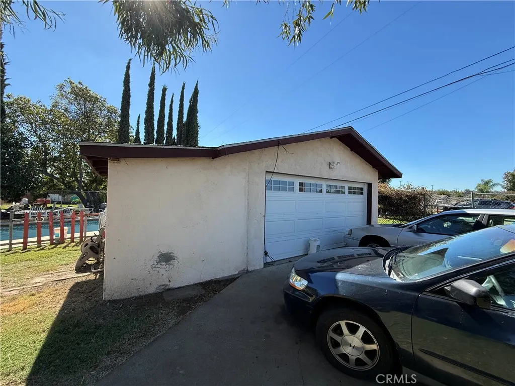 1783 S Park