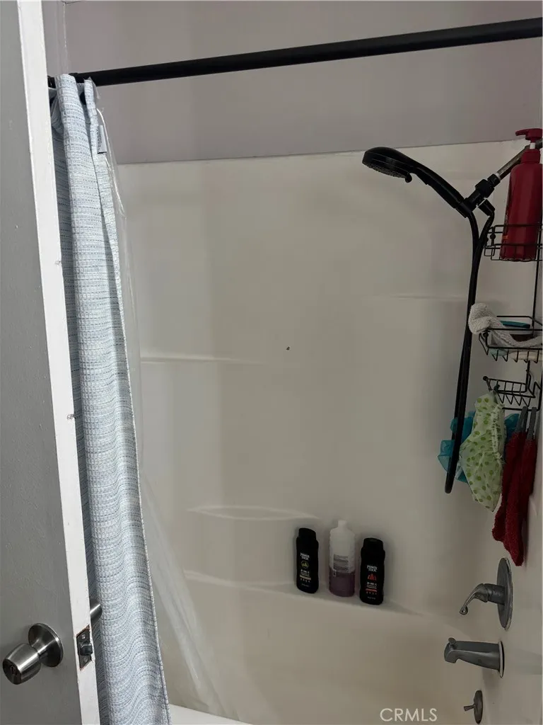12700 ELLIOTT, #406
