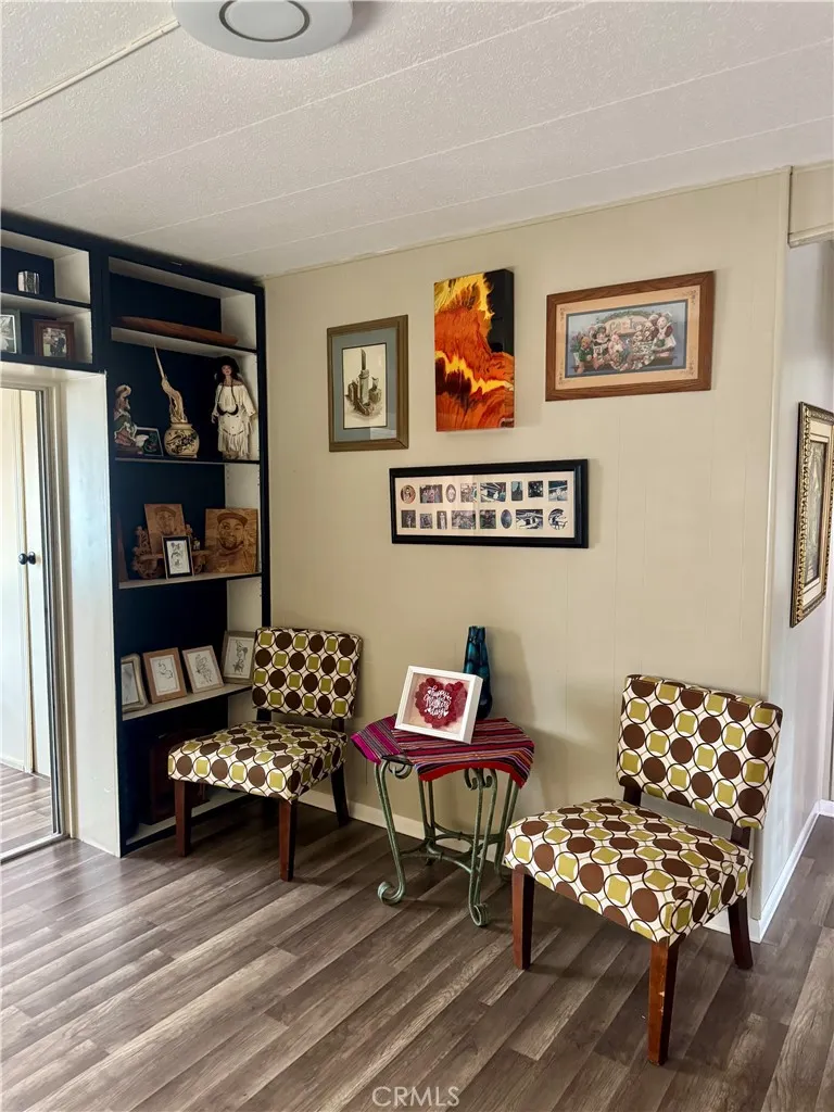 12700 ELLIOTT, #406