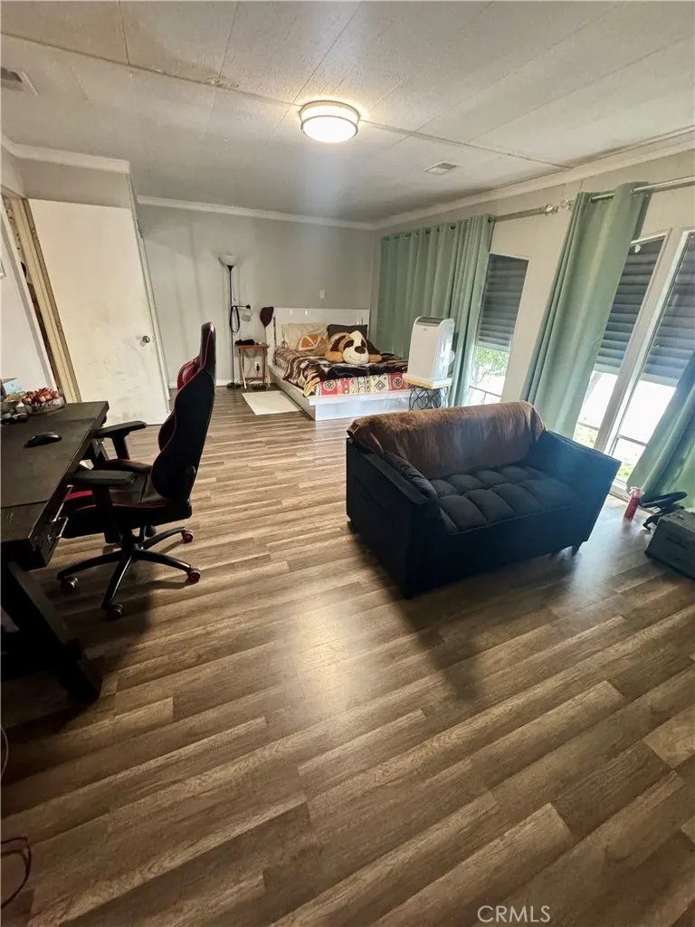 12700 ELLIOTT, #406