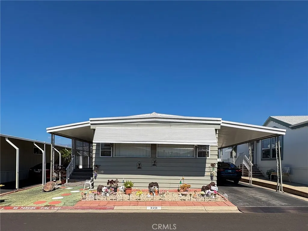 4095 Fruit St, #Spc 328