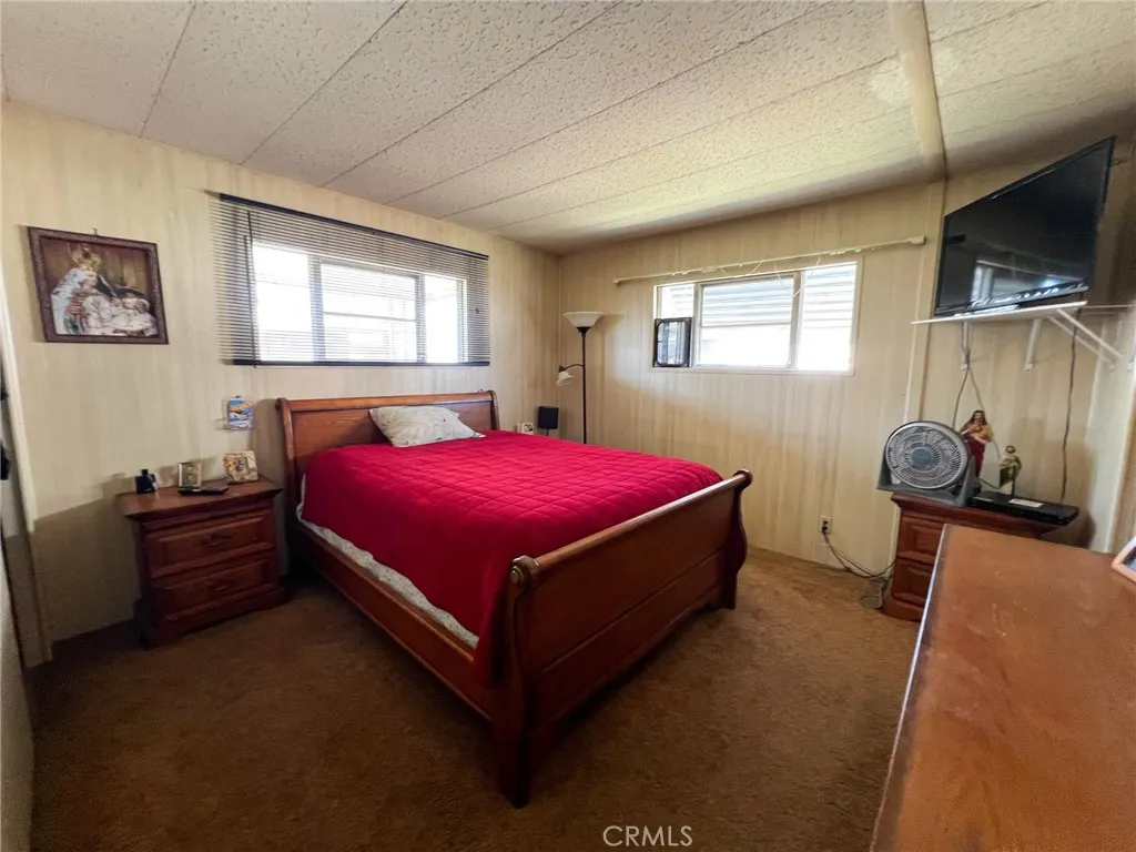 4095 Fruit St, #Spc 328