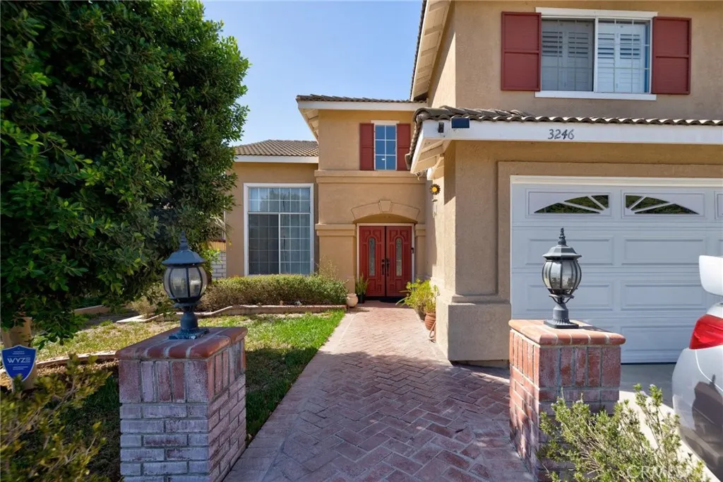 3246 Centurion Place
