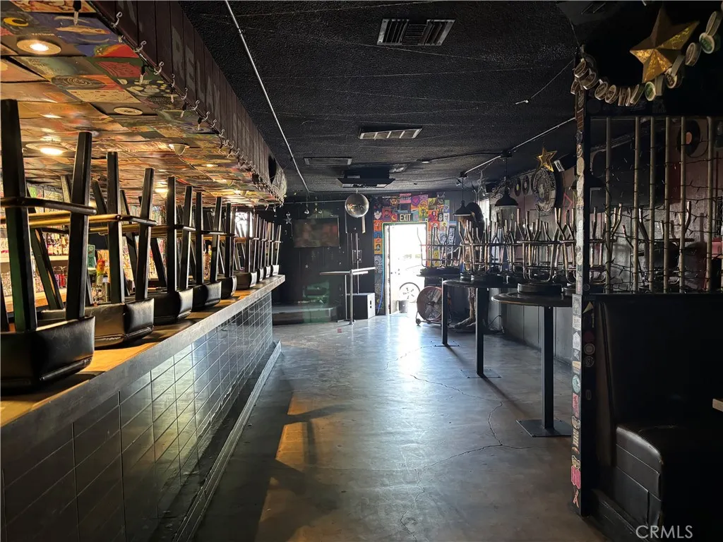 731 W Route 66