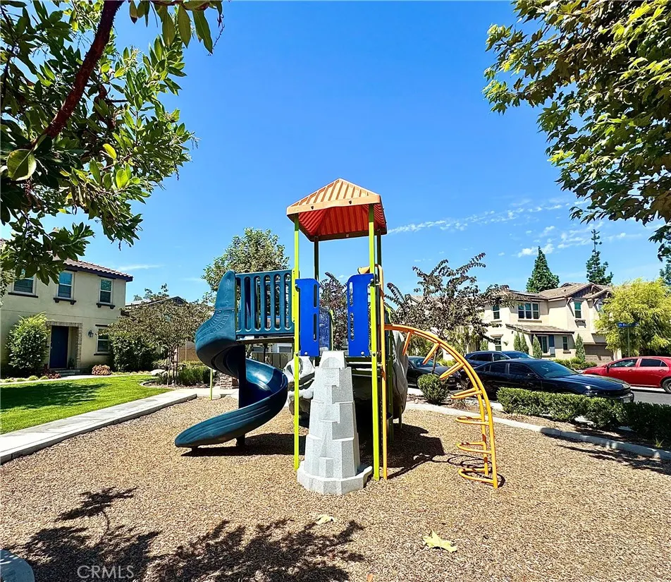 920 SPADRA Avenue