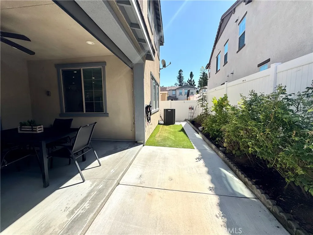 920 SPADRA Avenue
