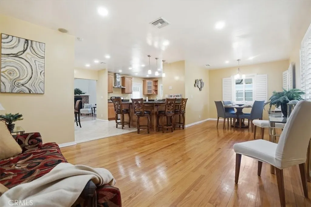 117 N Hartley