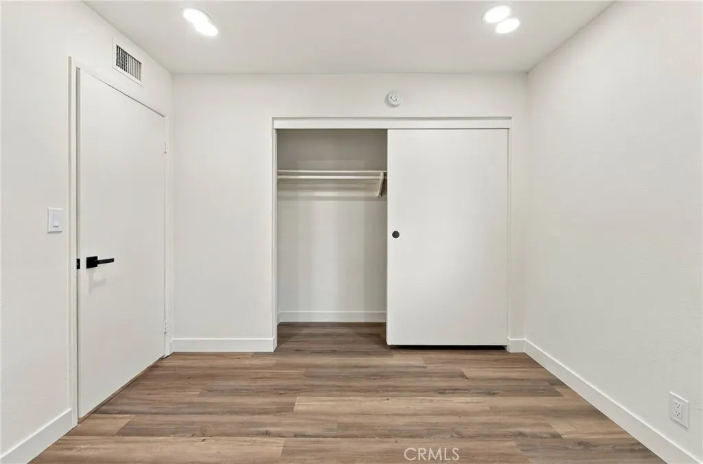 3907 Madonna