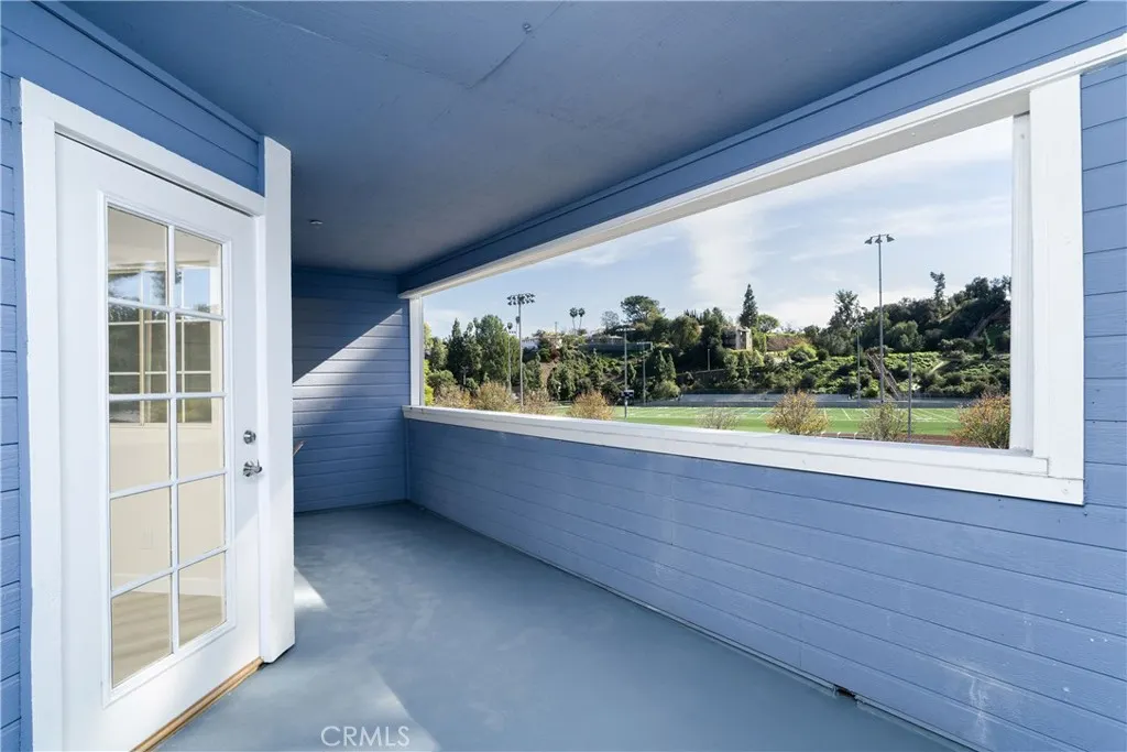 1501 N Brea Boulevard #212
