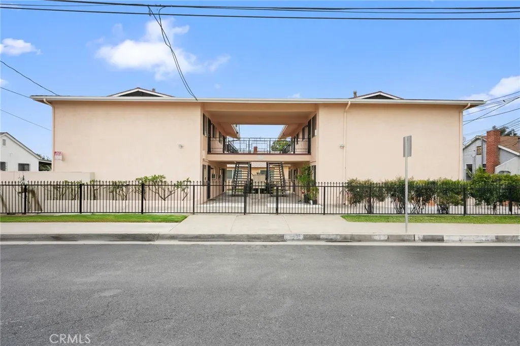 3065 Sastre Avenue