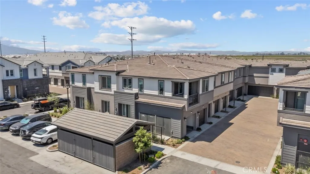 4276 S Montoya Paseo